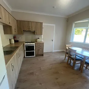 Yeats Self Catering And Bar Apartment Galway